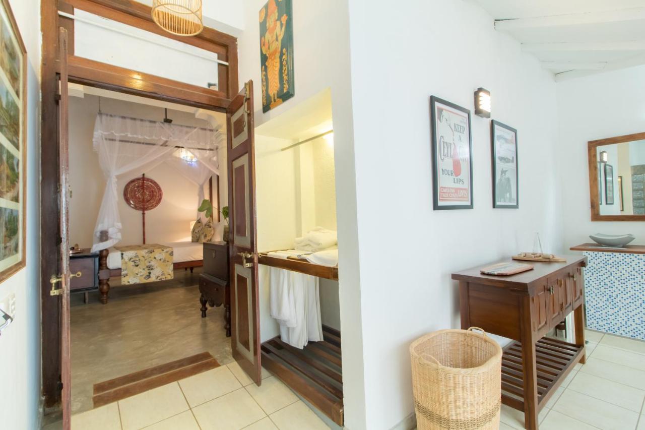 The Pineapple Villa Gampaha Exterior photo